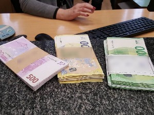 Туриста са 50.000 непријављених евра у џепу