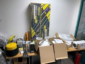 Заплењена марихуана и опрема за њено узгајање