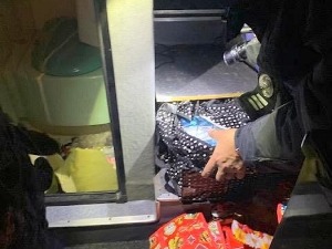 Аутобус преправљен за кријумчарење