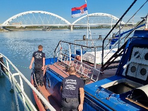 Сузбијање кријумчарења нафте на рекама