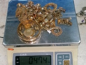 Мајка и син кренули преко границе са пуним ранцем евра и злата