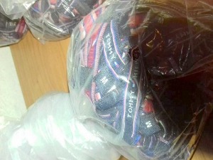 Лажне робне етикете и парфеми на путу ка „Аризони“