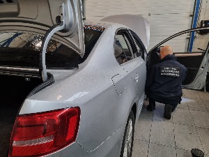 Екипа ТВ О2 на прелазу Батровци