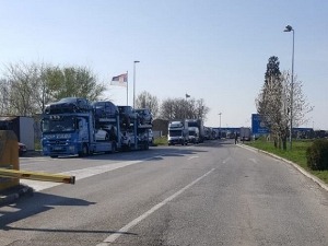 Тренутно мање задржавање камиона на прелазима