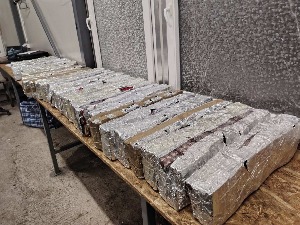 Товар седатива у кабини камиона