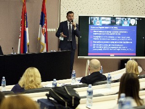 Приходи Управе царина већи за милијарду и 115 милиона евра  него прошле године