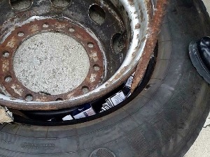 У резервном точку аутобуса 11.000 цигарета