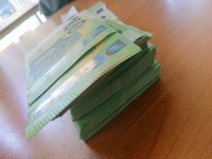 45.000 непријављених евра испод сувозачког седишта