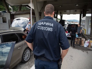 Блиц: Репортажа са прелаза Градина