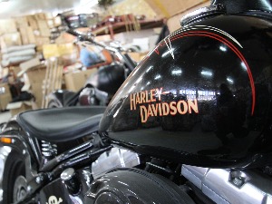 Царинска распродаја – на лицитацији моторна возила, алат...