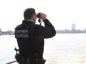 Спречено кријумчарење преко 7.000 литара нафте