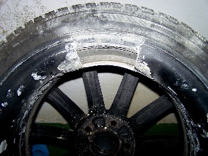 Дневник: Дрогу крију у точковима, прљавим пеленама, играчкама, кроасану...