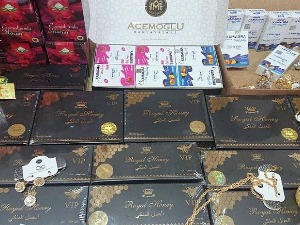 Камагра у кутијама баклава и наргила