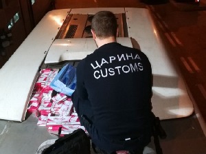 Политика: Цвета црно тржиште дувана за наргиле