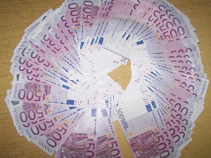 У панталонама откривено 93.000 евра