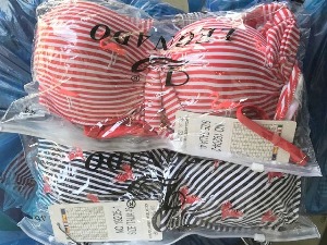 Кријумчарили гардеробу за лето и плажу