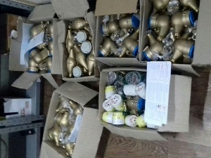 Заплењена велика количина лекова и водоводног материјала