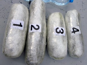 Дрога у касети, испод задњег седишта и у постави кофера