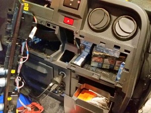 Заплењене непријављене цигарете у камиону и аутобусу