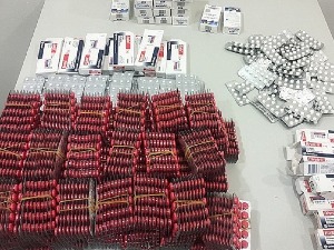 Кренуо на пут са пуним кофером лекова