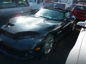 Блиц: Седи тамо! Ја купујем овај ауто...