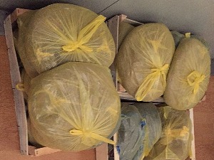 На граници илегалаци, девизе и дуван