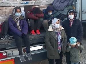 Међу откривеним мигрантима све више деце