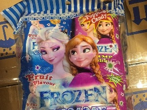 Блиц: Фалсификују бомбоне, лизалице, чоколадна јаја...