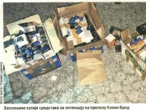 Политика: Лечимо се цементом и ималином
