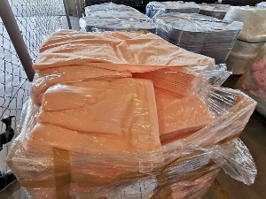 Заплењена тона и по непријављених пешкира