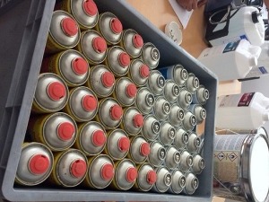 Ауто крцат реквизитима за специјалне ефекте у филмској индустрији