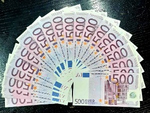 Заплењено преко 10.000 фалсификованих евра