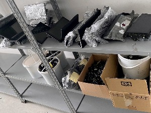 Заплењена ауто-електроника и опрема милионске вредности