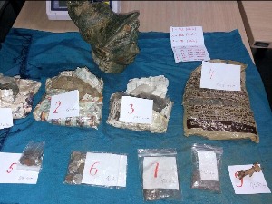 Радио Београд 202: Шверц антиквитета 